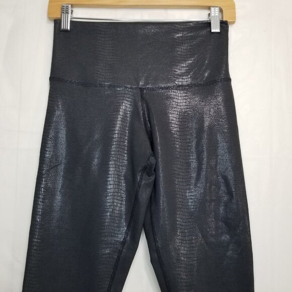 DYI Define Your Inspiration Cropped Activewear Leggings Black Size M snakeprint - Picture 3 of 9